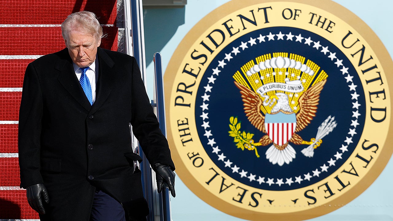 Trump pursues talks to end Iran war, reopen Strait of Hormuz